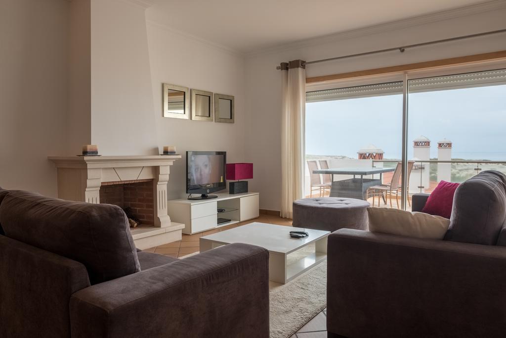 Maravilhoso T2 Vila Da Praia Amoreira  Экстерьер фото