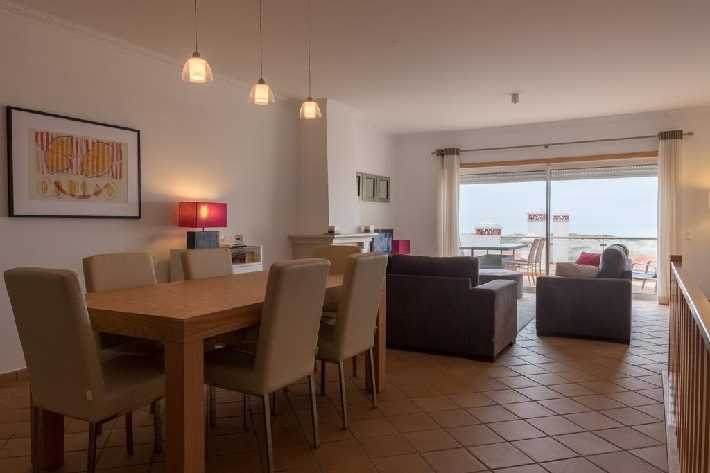 Maravilhoso T2 Vila Da Praia Amoreira  Экстерьер фото